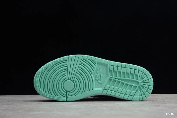 Bmlin Emerald Toe 553558-117 Low Jordan 553558-117 1 1217